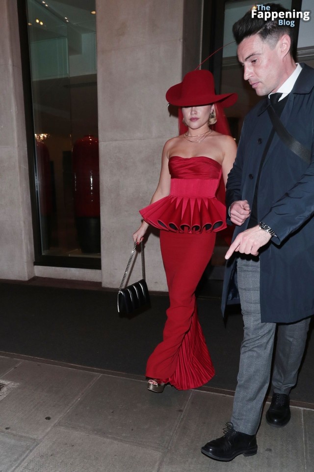 51232-florence-pugh-photos-leaving-influencer-british-instagram-afterparty
